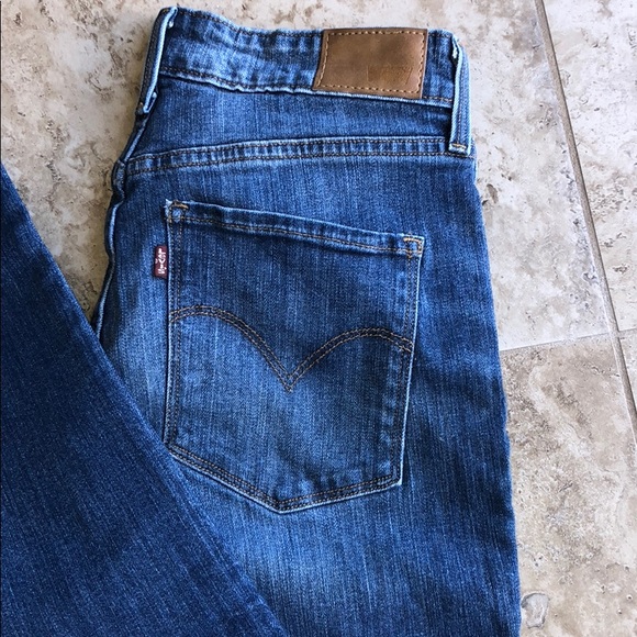 Levi's Denim - Women’s high rise Levi’s jeans size 29x31